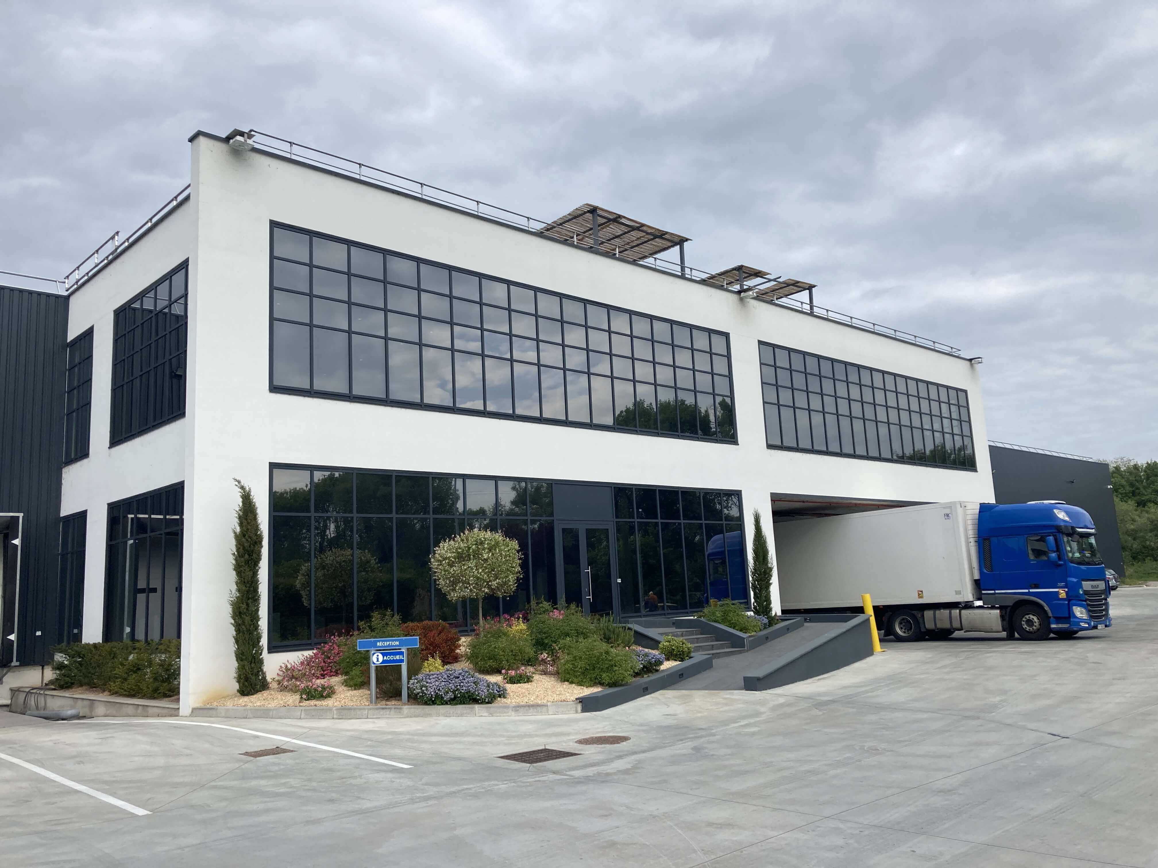 Réhabilitation d'entrepôts et création de bureaux 
