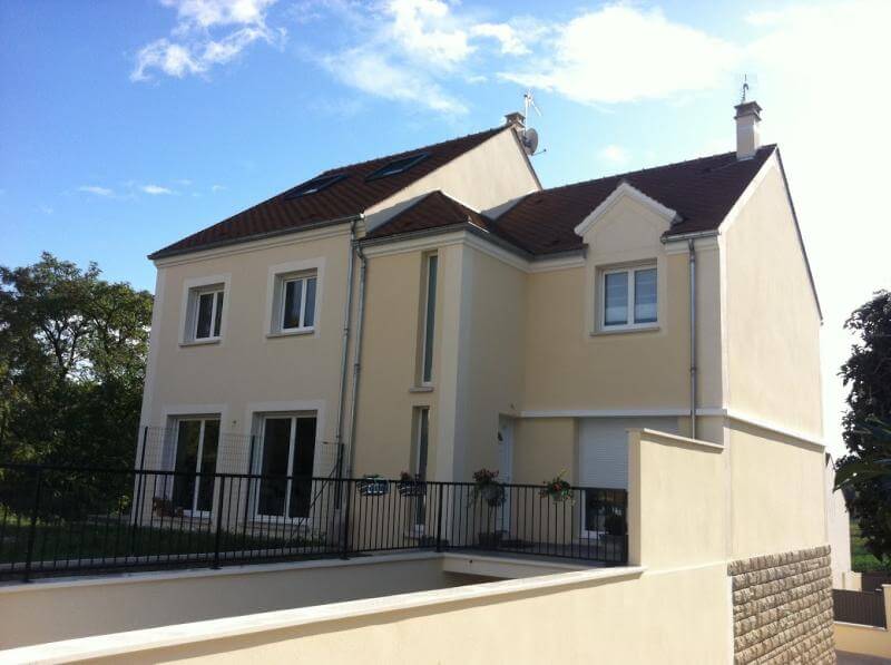 Maison individuelle divisée en 2 logements avec Extension Surélévation